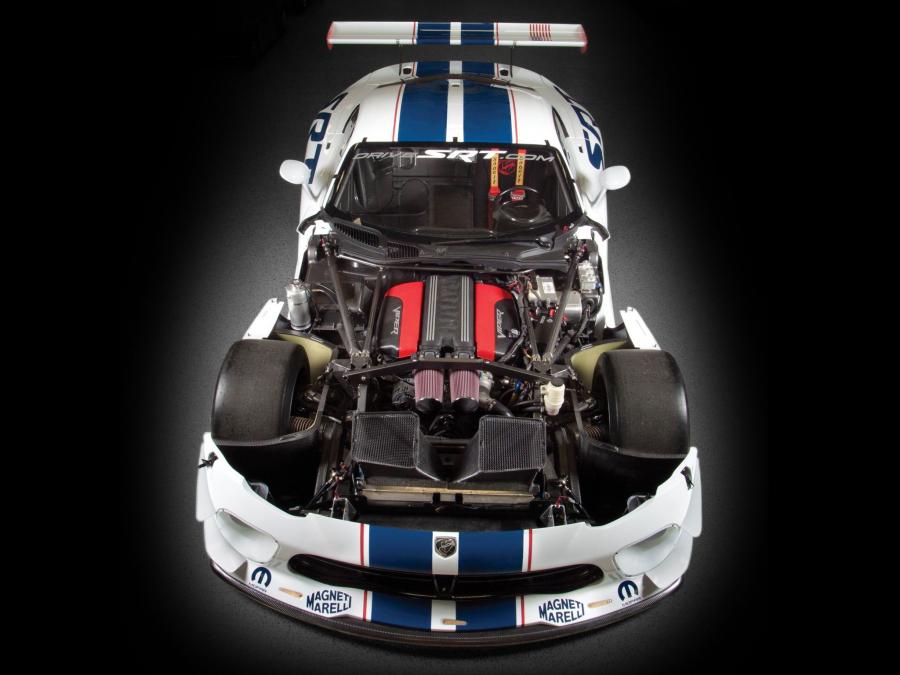  Dodge Viper SRT GT3-R 2013 года  (фото 4 из 7)